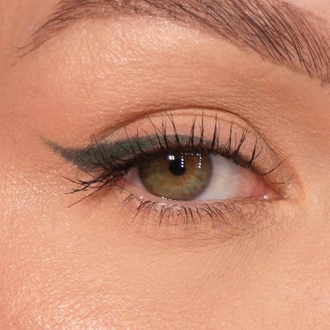 Sandstone Scandinavia Hypoallergenic Waterproof Eyeliner Pencil (Green)