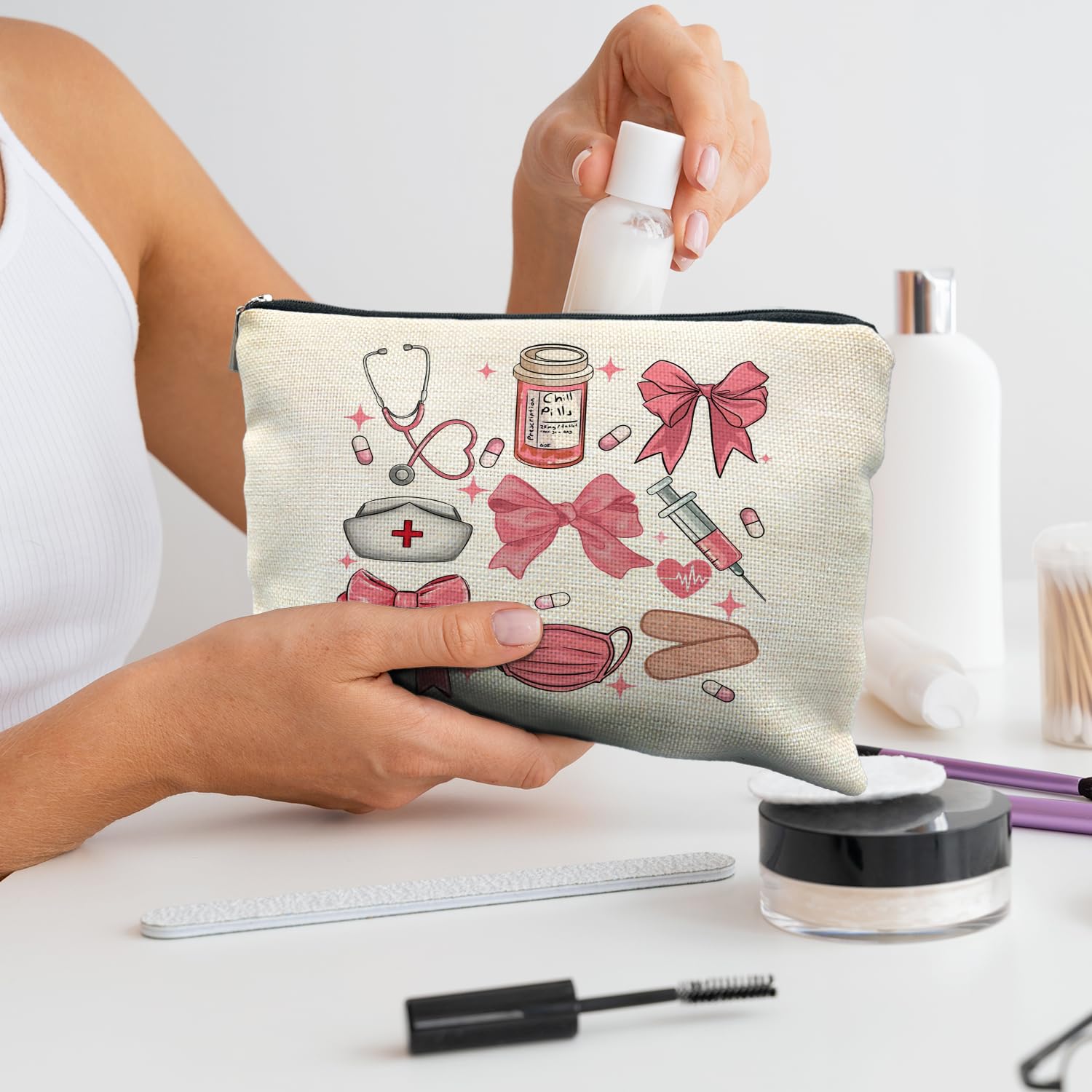 RYYCDOI Nursing Student Gifts, Pink Nursing Accessories Makeup Bag, School Nurse Gifts, Nurse Graduation Gift, Future Nurse Gifts, Medical Student Gifts, Cute Gifts for Nursing Students Cosmetic Bags