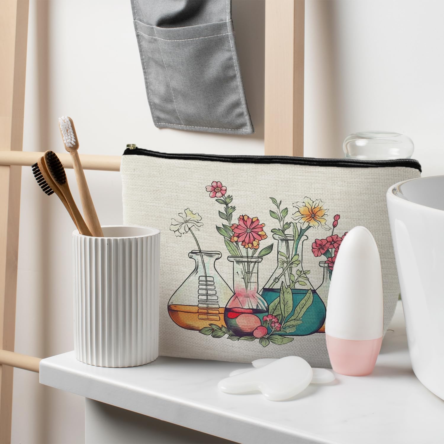 RYYCDOI Science Teacher Gifts Makeup Bag - Floral Beakers Cosmetic Pouch