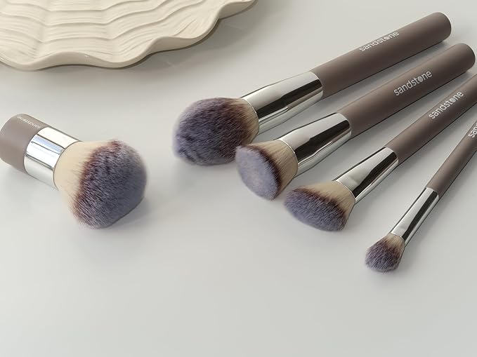Sandstone Scandinavia Kabuki Brush