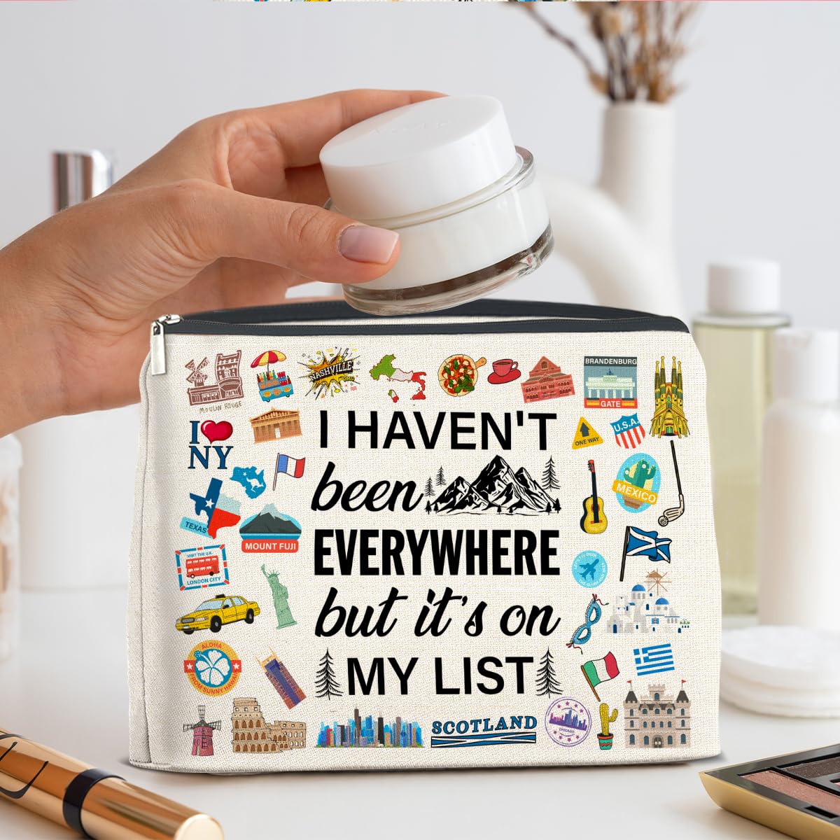UPNEGE Travel Gifts Makeup Bag for Travelers Women Who Like to Travel