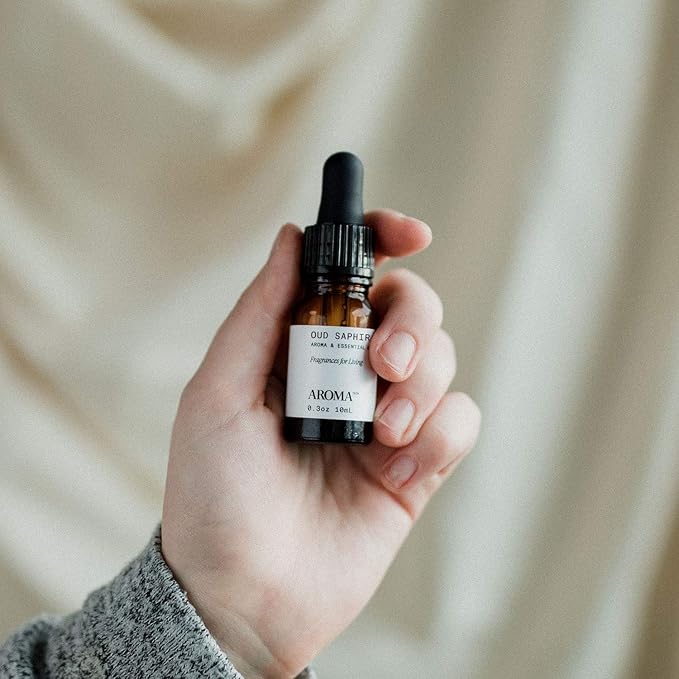 Aromatech Oud Saphir Aroma Essential Oil Blend: Luxury Hotel Inspired Aromatherapy with for Ultrasonic Diffusers & Nebulizers (10 mL)