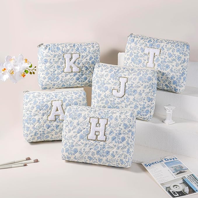 WHHJM Alphabet Makeup Bag Cosmetic Bag for Women, Christmas Gifts for Age 11-18, Personalized Floral Coquette Travel Bag, Trendy Stuff Zipper Make Up Pouch Organizer Bag (Blue Floral H)