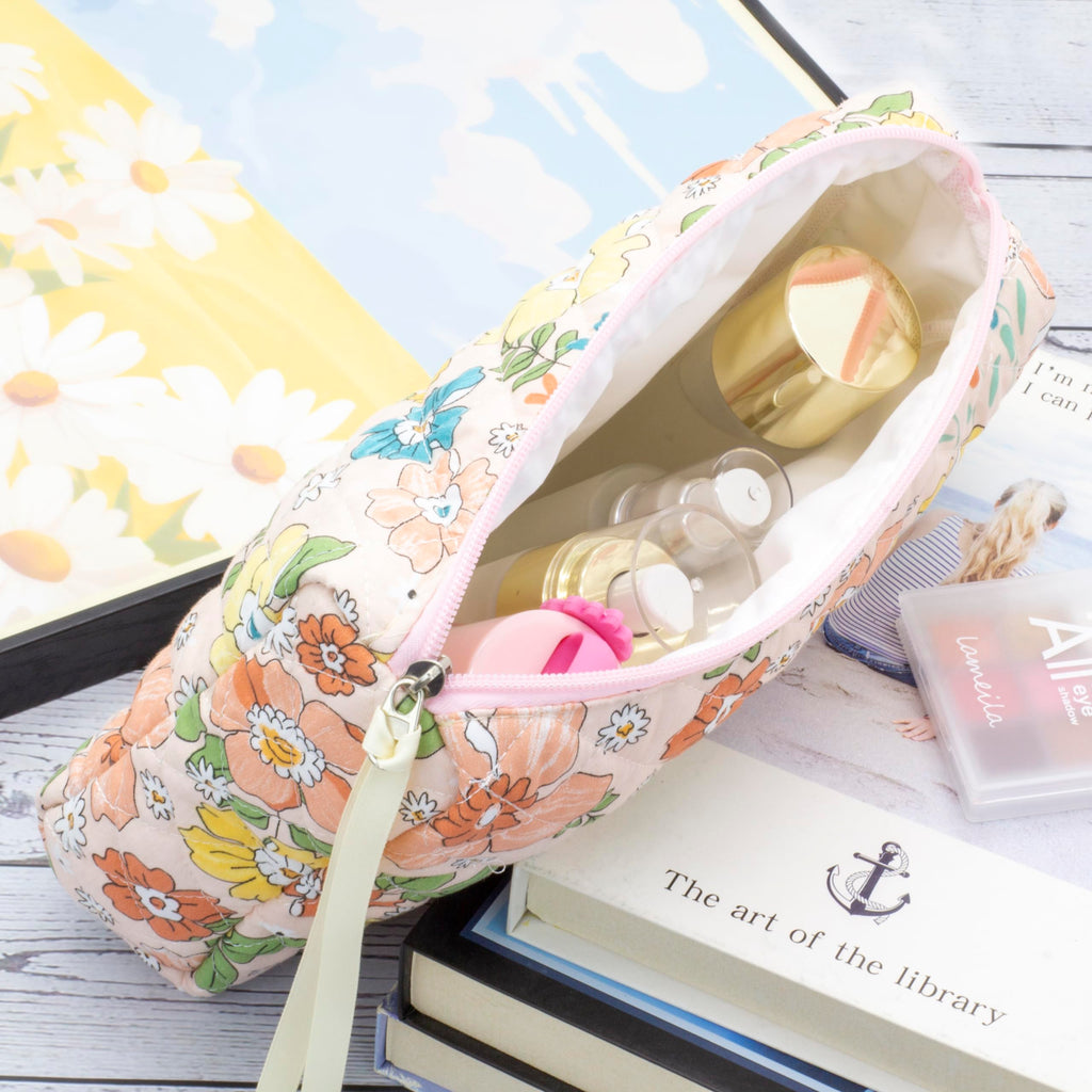 Quilted Makeup Pouch for Women, Travel Cosmetic&Toiletry Bag,Floral Orange