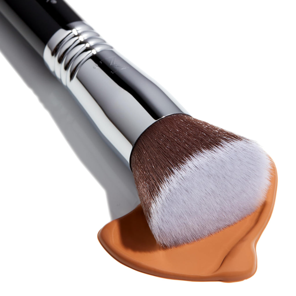 Sigma Beauty F80 Flat Kabuki™ Brush