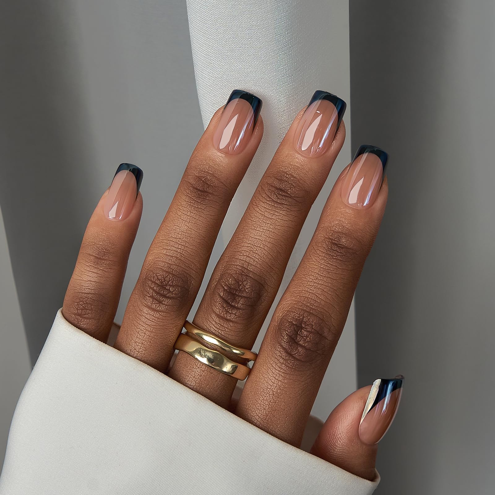BTArtbox Press On Nails, Braveheart, Short Square, Black French Tip, 30Ct