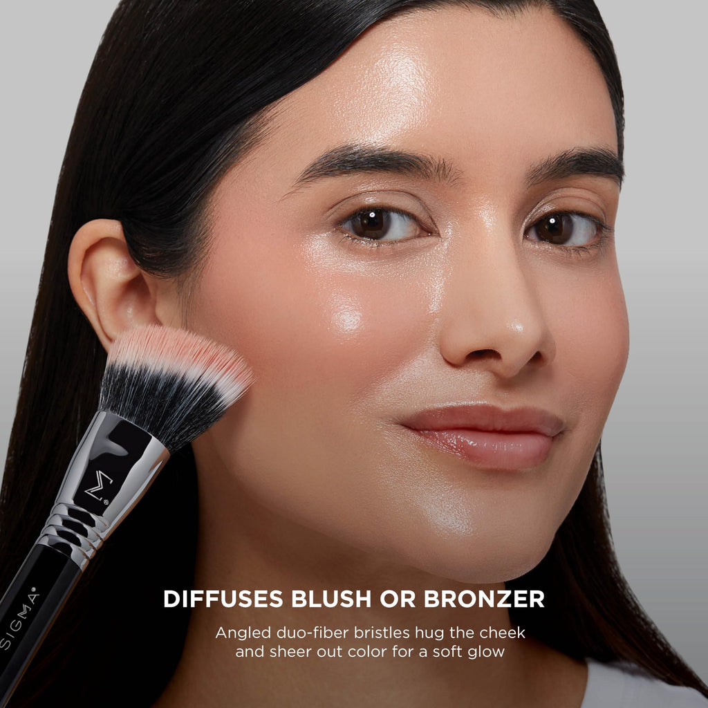 Sigma Beauty F53 Air Contour/Blush™ Brush, Soft Angled Bronzer Makeup Brush