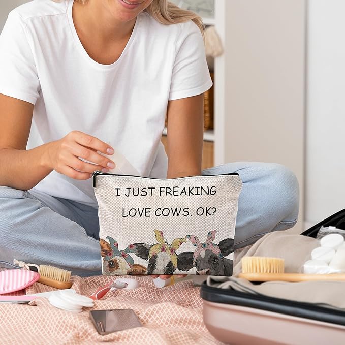 NEGIGA I Just Freaking Love Cows OK Farmhouse Cows with Bandanas Makeup Bag Cosmetic Bags with Zipper Pouch Travel Toiletry Case,Gifts for Cow Lovers Farm Girls