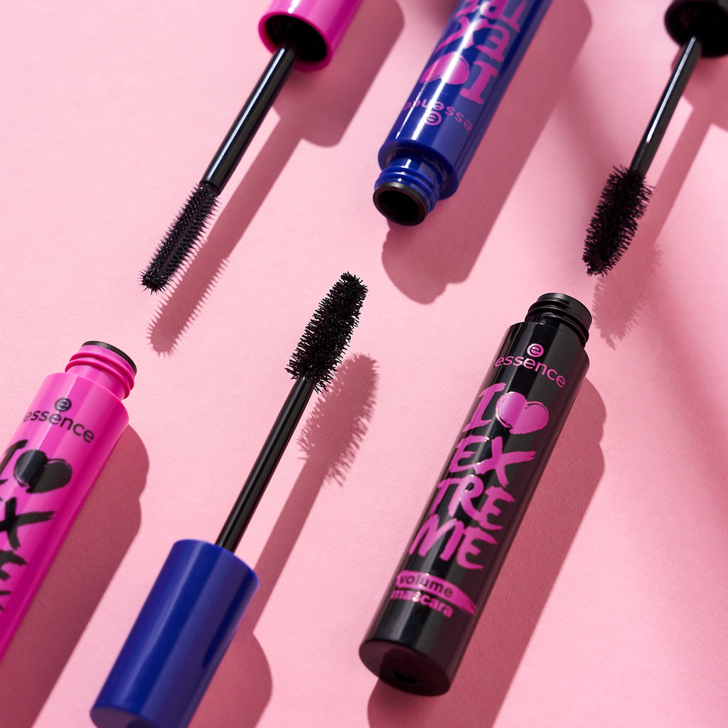 essence I Love Extreme Volume Waterproof Mascara, Black (Pack of 1)