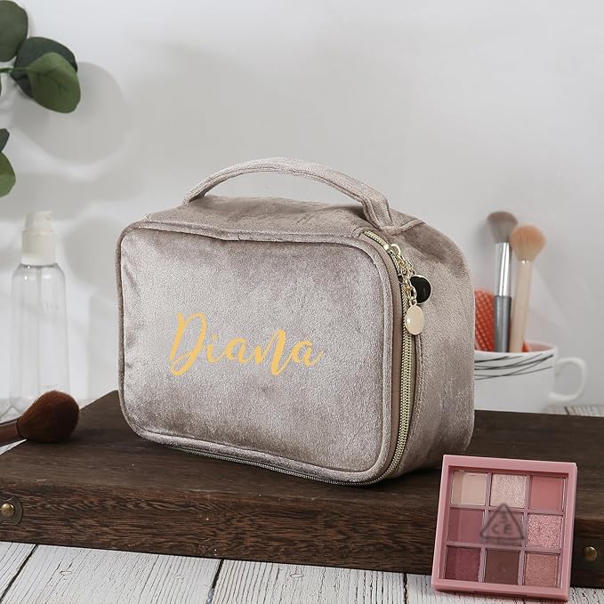 Dreamgem Personalized Name Makeup Bags - Monogrammed Gift for Women Girls Cosmetic Bag with Zipper Gift Ideal for Teen Girls Women Birthday Friend Mom (Khaki)
