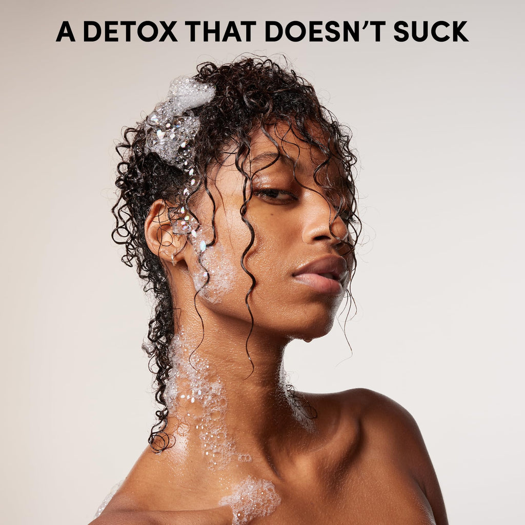 OUAI Detox Shampoo - Clarifying Shampoo for Build Up, Dirt, Oil, Product and Hard Water - Apple Cider Vinegar & Keratin for Clean, Refreshed Hair - Sulfate-Free Hair Care (16 oz)