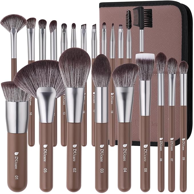 DUcare 22Pcs Makeup Brush Set PRO Makeup Brushes Professional with Bag Premium Synthetic Kabuki Foundation Blending Brush Face Powder Blush Concealers Eye Shadows