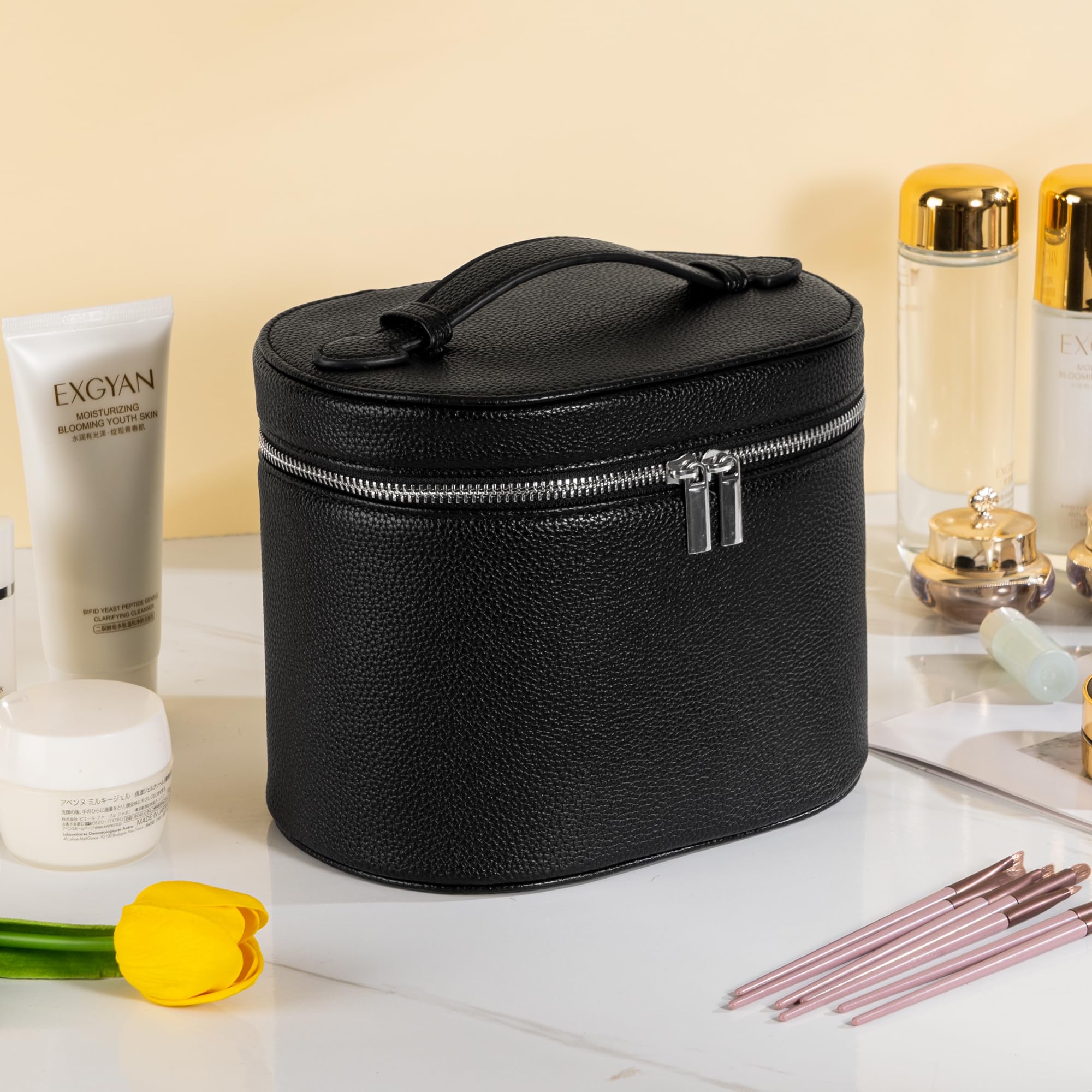 UUYUUY Makeup Bag Vanity Case Cosmetic Bag with Removable Divider Travel Toiletry Bag for Women Portable Make up Box Organizer, Black