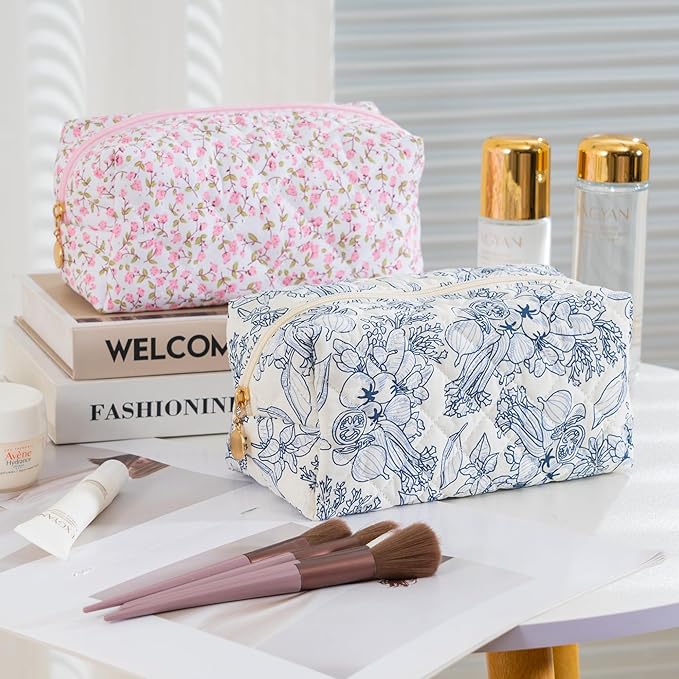 UUYUUY Makeup Bag Travel Toiletry Bag for Women, Small Cosmetic Bags Cute Quilted Cotton Makeup Pouch for Purse Emergency Bag Pencil Case Accessory Bag, Light Cyan