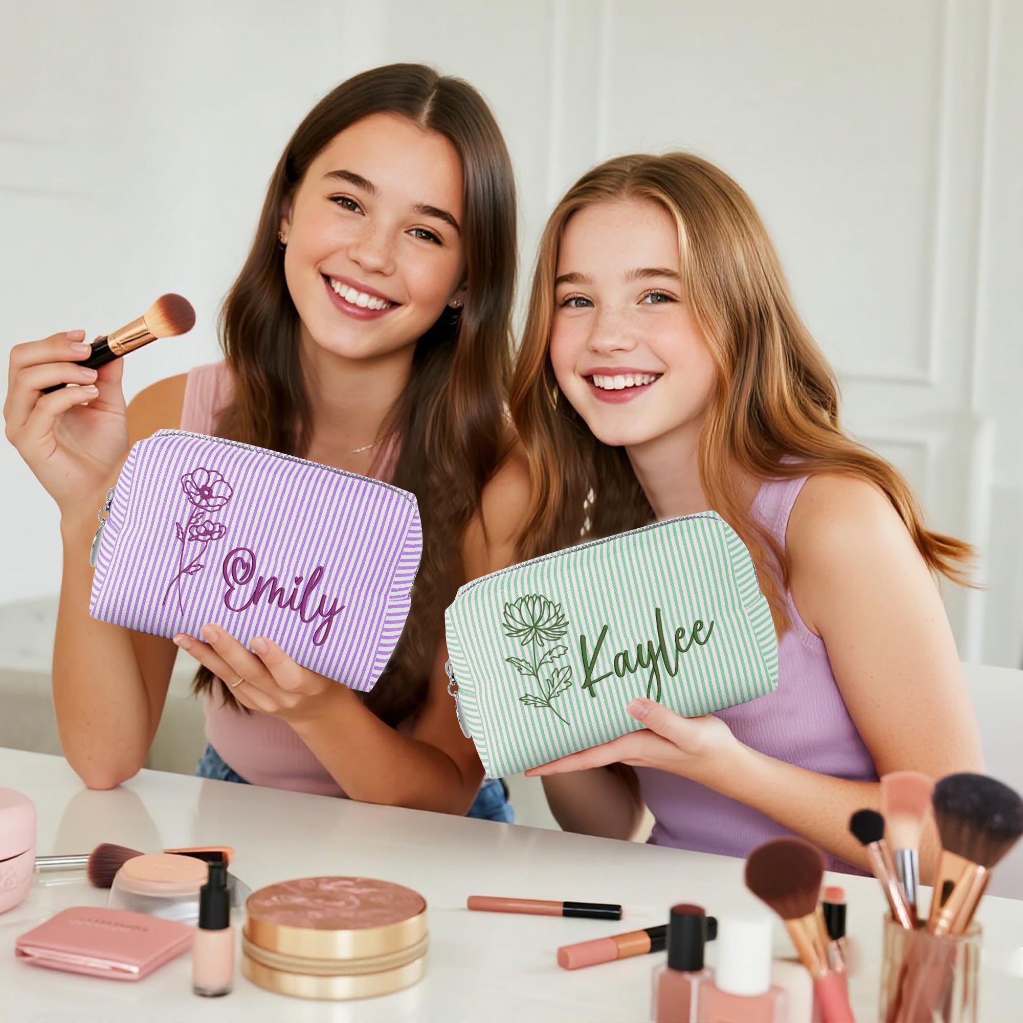 Yofair Personalized Makeup Bag with Name, Bridesmaid Gifts Large Capacity Travel Toiletry Case Custom Seersucker Cosmetic Bags Wedding Birthday Gifts for Girls Women