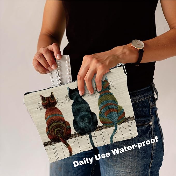 YKYENR Retro Makeup Bag - Three Cute Cats - Art Drawing Theme Cosmetic Bag, Toiletry Bag, Gift For Girls, Besties, Personal Care & Accessories(Back) - A24