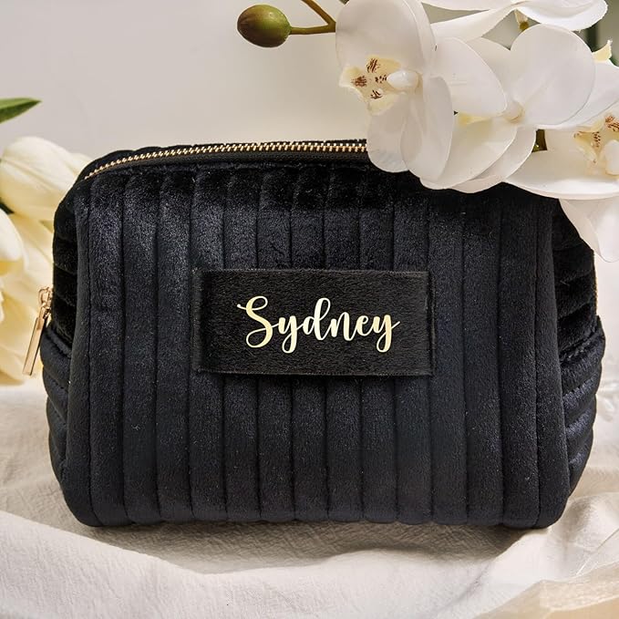 Snirov Personalized Makeup Bag, Black Velvet Custom Name Travel Makeup Bag for Women Teen Girls Birthday Gifts Mothers Day Gifts for Mom