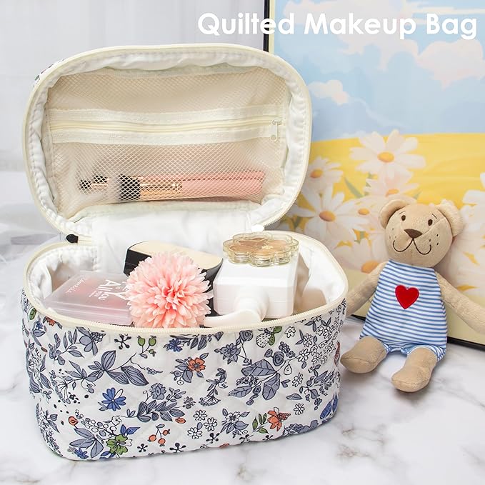 Quilted Makeup Bag for Women, Travel Cosmetic&Toiletry Bag,Leaf White