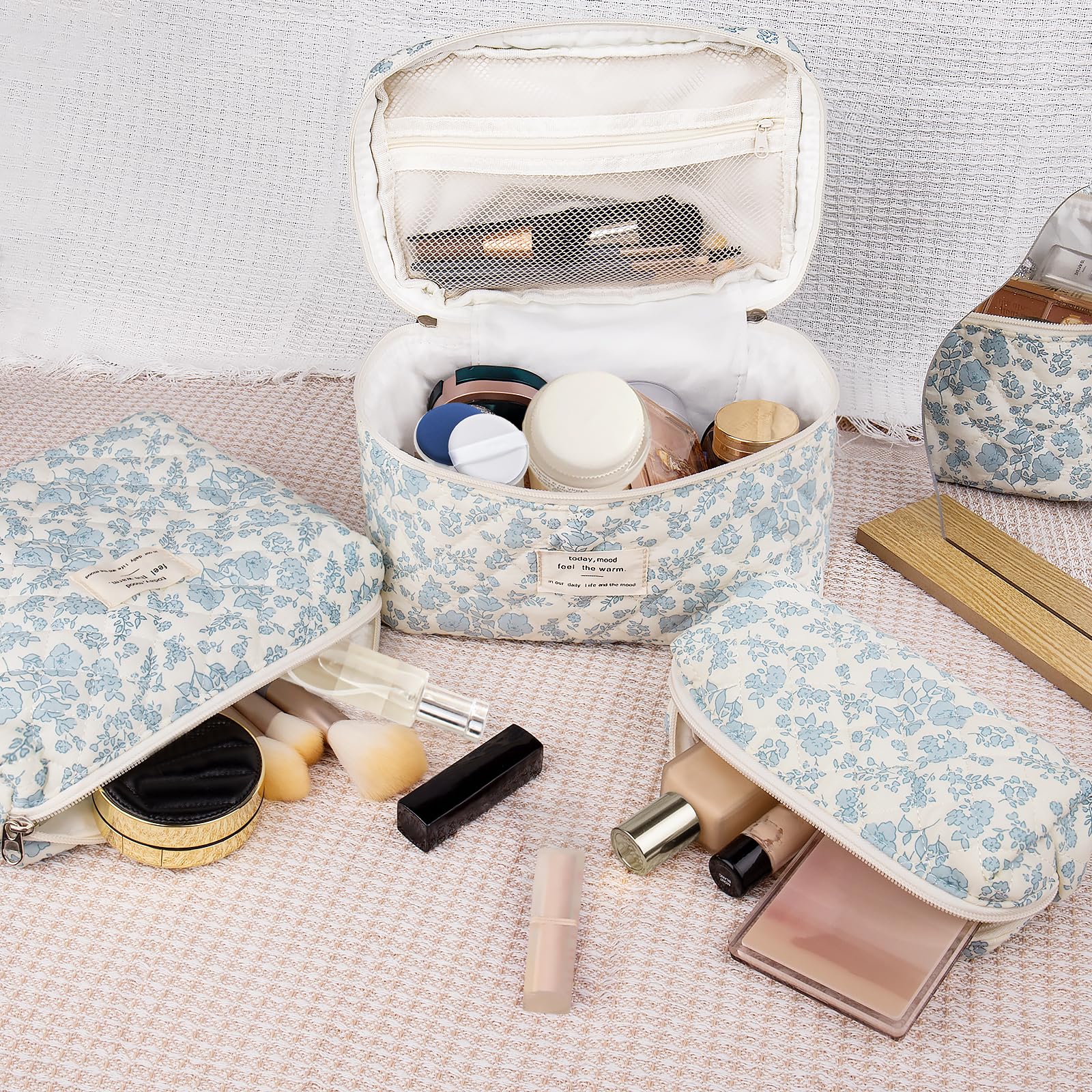Gosect Makeup Bag Set, Quilted Makeup Bag, Large Floral Cosmetic Bag for Women, Cute Cotton Makeup Bags, Flower Travel Toiletry Organizer Bag (Rose Plaid Pattern)