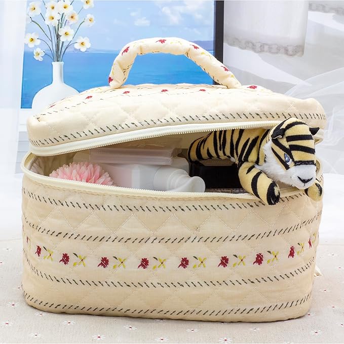 Quilted Makeup Bag for Women, Travel Cosmetic&Toiletry Bag,Flower Beige