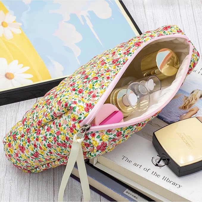 Quilted Makeup Pouch for Women, Travel Cosmetic&Toiletry Bag,Little Flower