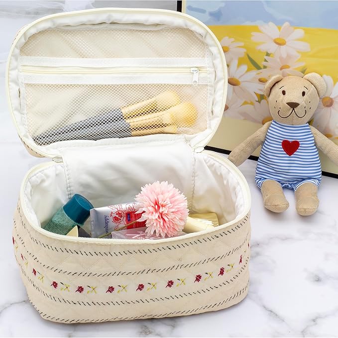 Quilted Makeup Bag for Women, Travel Cosmetic&Toiletry Bag,Flower Beige