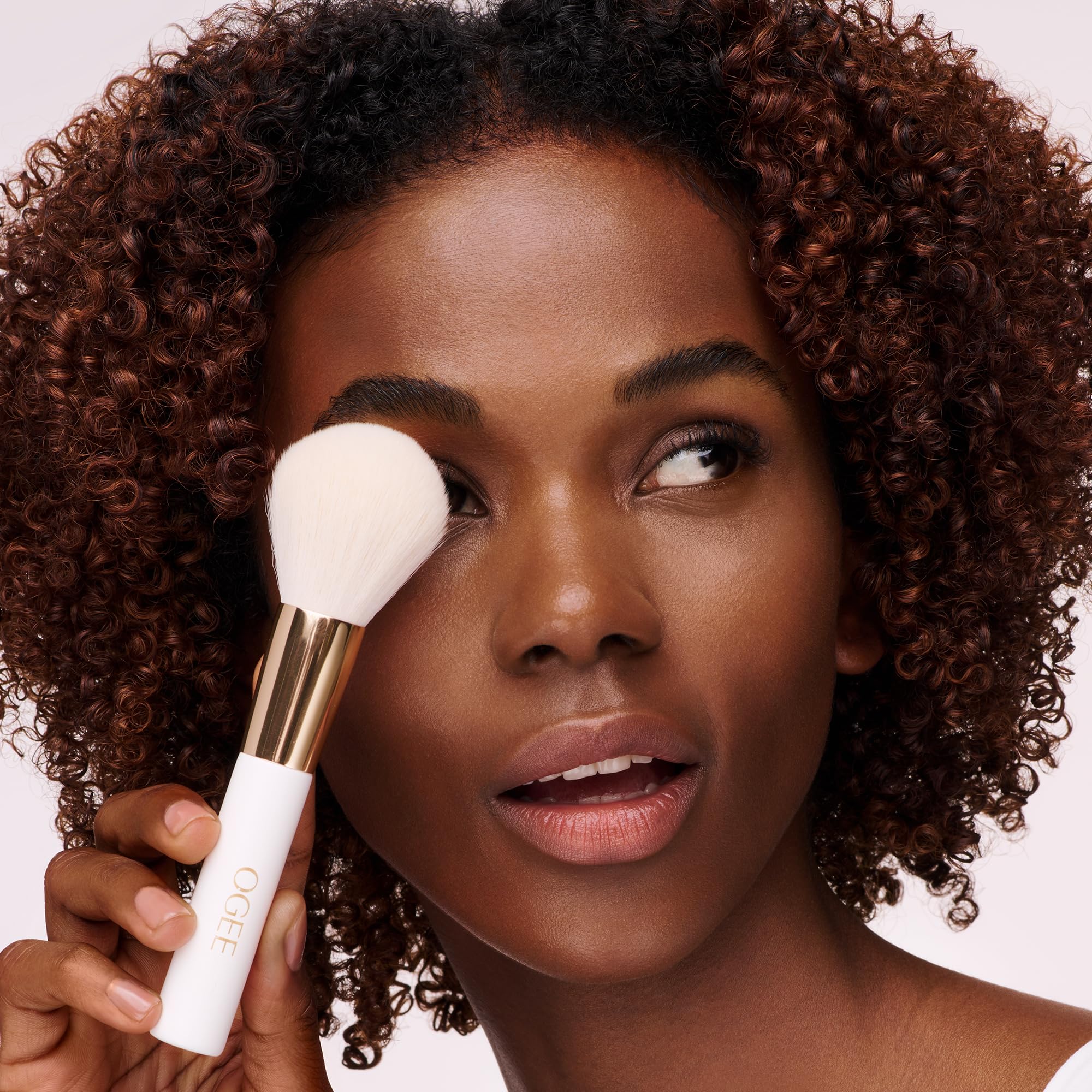 Ogee Powder Brush - Ultra-Soft Powder Setting Brush with Vegan Fibers