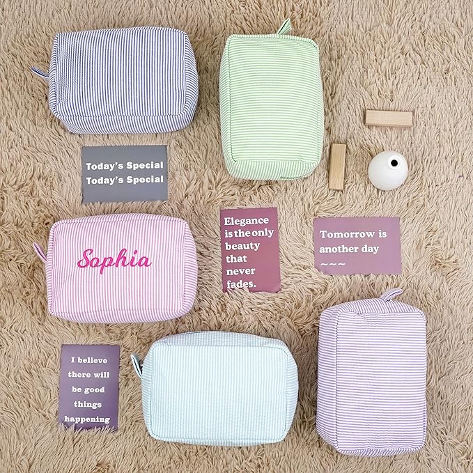 MT WORLD Personalized Seersucker Toiletry Bag Monogrammed Cosmetic Bag Cotton Seersucker Pouch Large Capacity Women Travel Toiletry Case for Travel Wedding Bridesmaid Graduation Gifts (Pink)