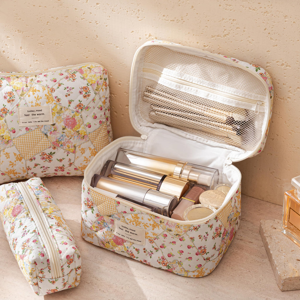HBselect Quilted Makeup Bag, 3Pcs Cotton Large Travel Makeup Bags Organizer