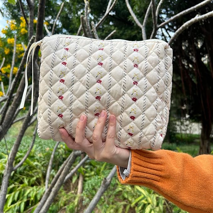 Quilted Makeup Pouch for Women, Travel Cosmetic&Toiletry Bag,Flower Beige