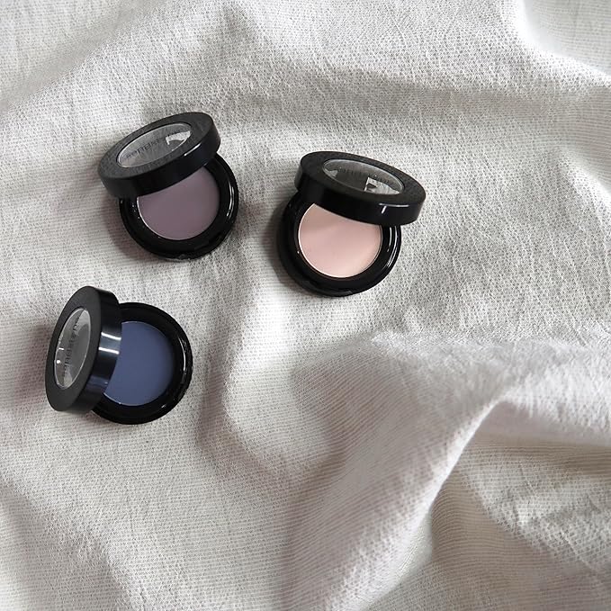 Sandstone Scandinavia Hypoallergenic Eyeshadow (262 White-ish)
