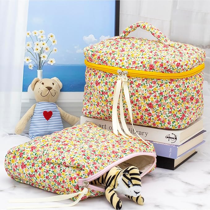Quilted Makeup Pouch for Women, Travel Cosmetic&Toiletry Bag,Little Flower